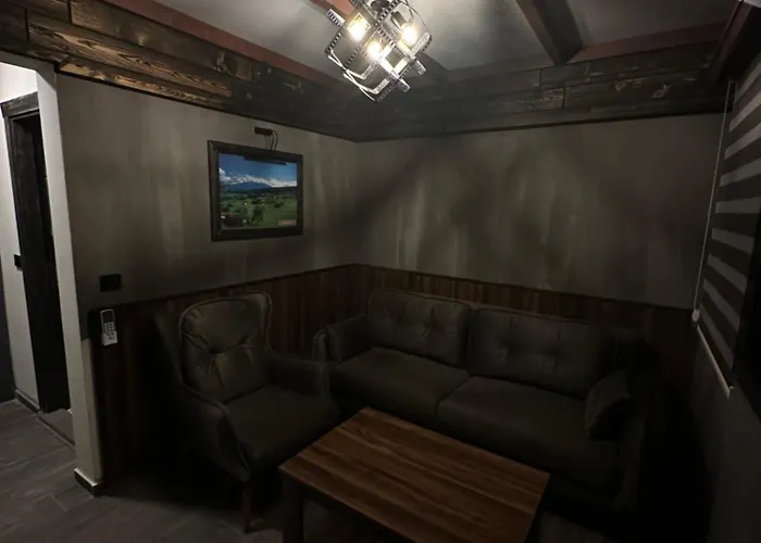 New Gate Szálloda 3*