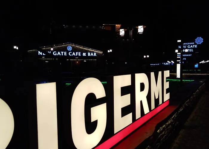 New Gate Szálloda 3*